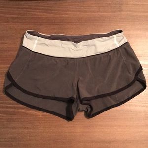 lululemon Speed Short 4-way stretch size 6